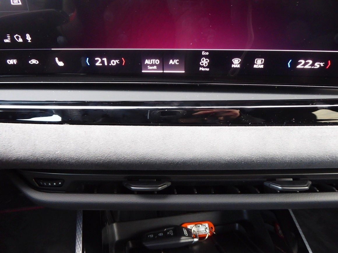 Audi A5 Avant 2.0 TDI quattro S line *MMI*Keyless*