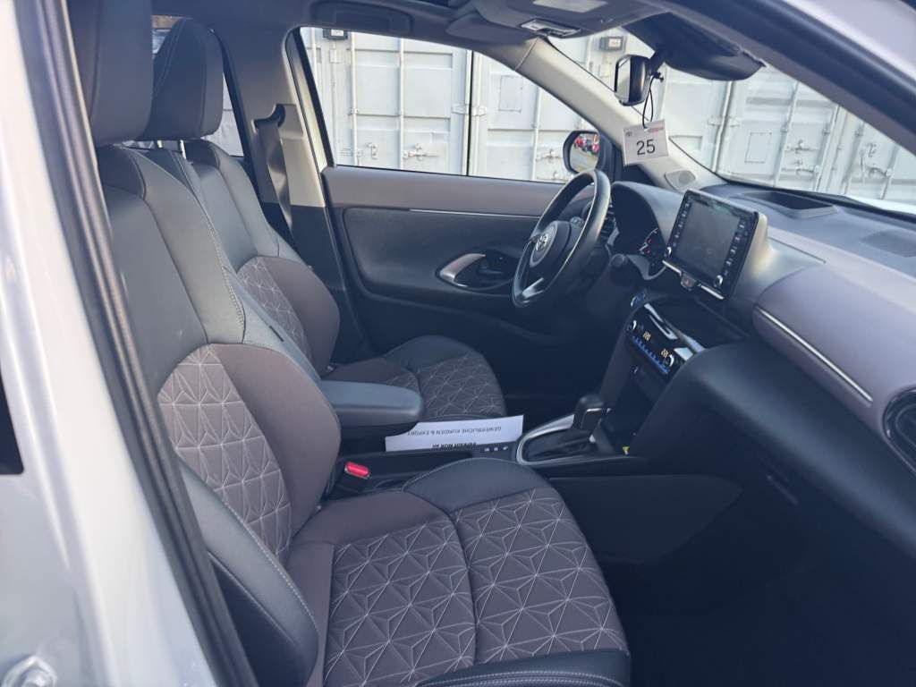 Toyota Yaris Cross Hybrid 1.5 VVT-i Elegant