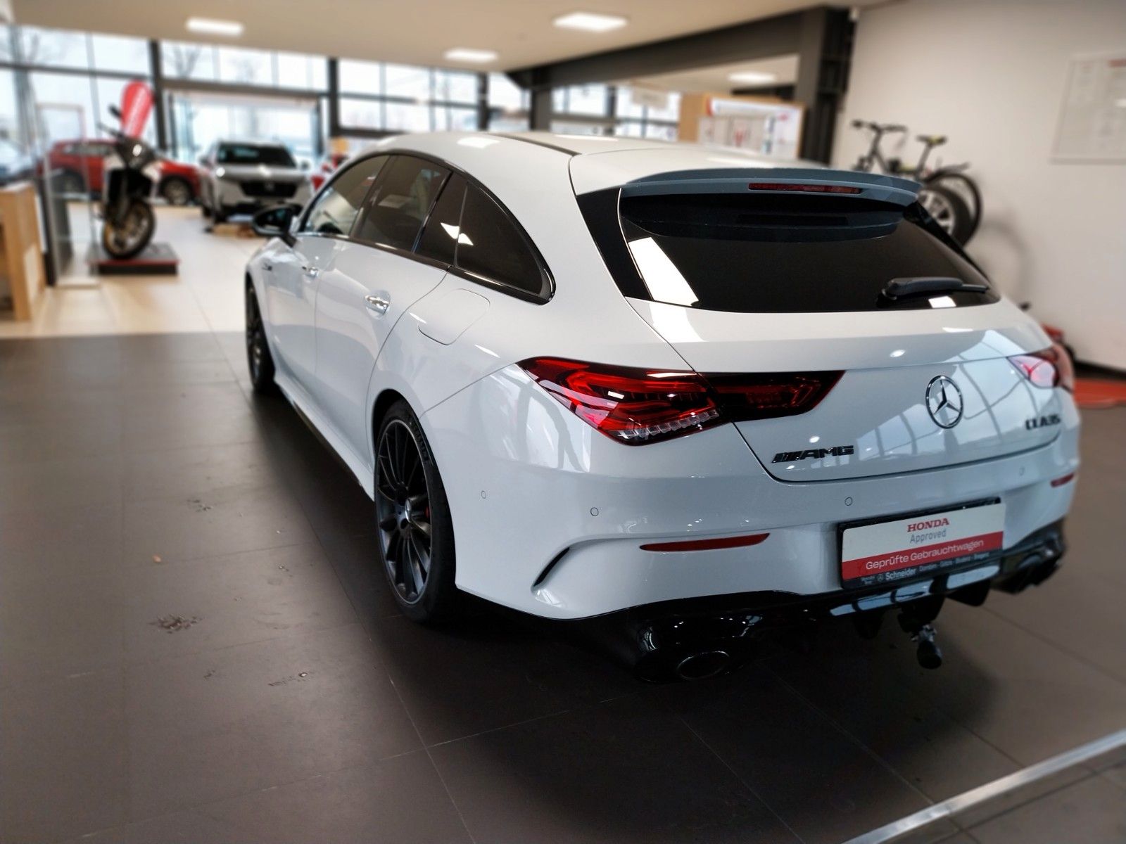 Mercedes-Benz CLA 35 AMG 4Matic - Samsaru's Car Outlet