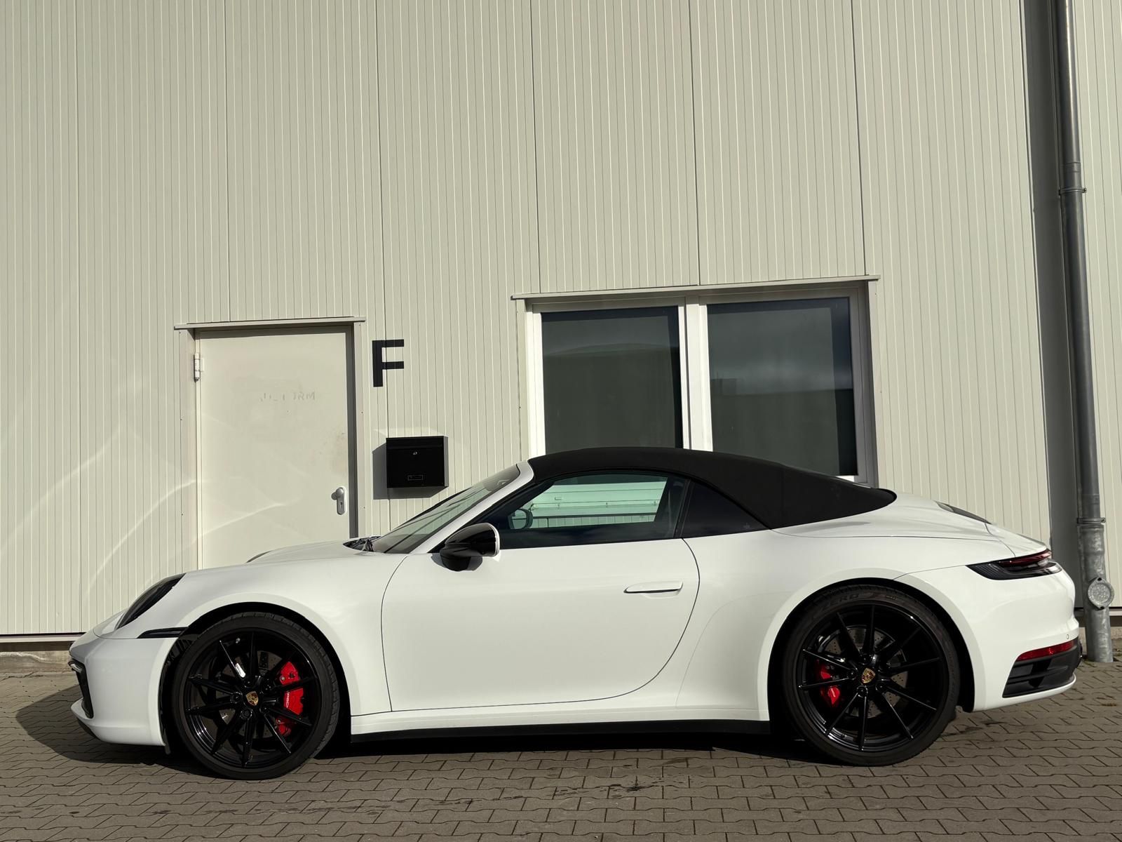 Porsche 992 S Cabrio - Samsaru's Car Outlet