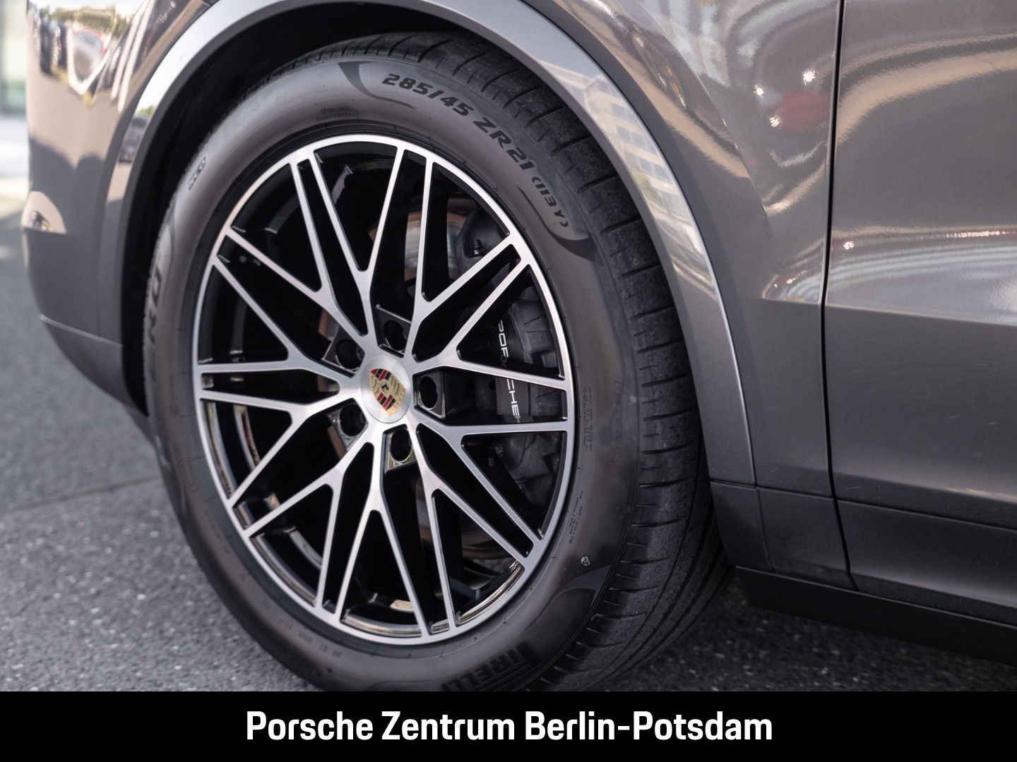 Porsche Cayenne E-Hybrid BOSE Luftfederung Panoramadach