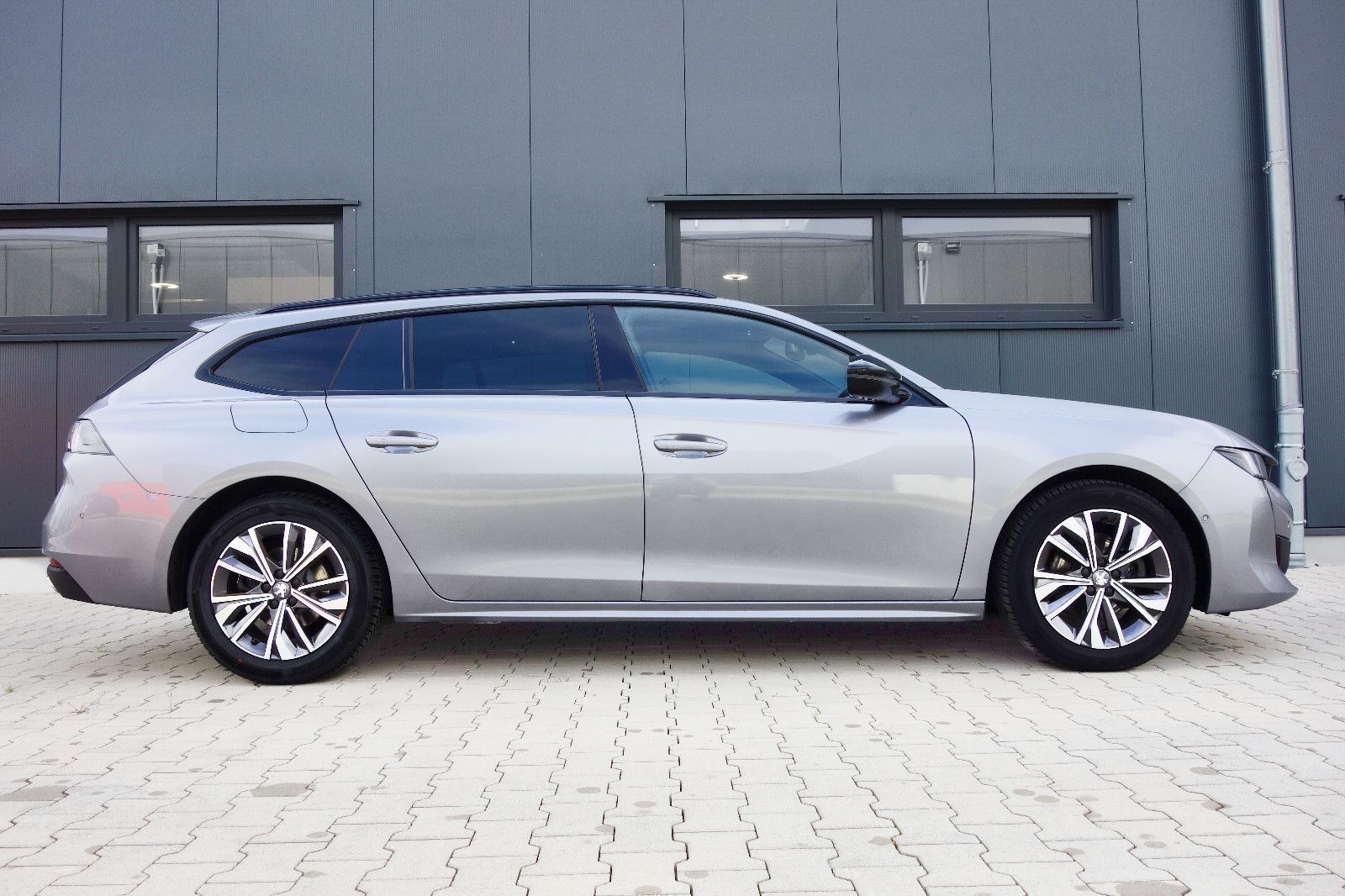 Peugeot 508 SW Allure Pack Aut. - Samsaru's Car Outlet
