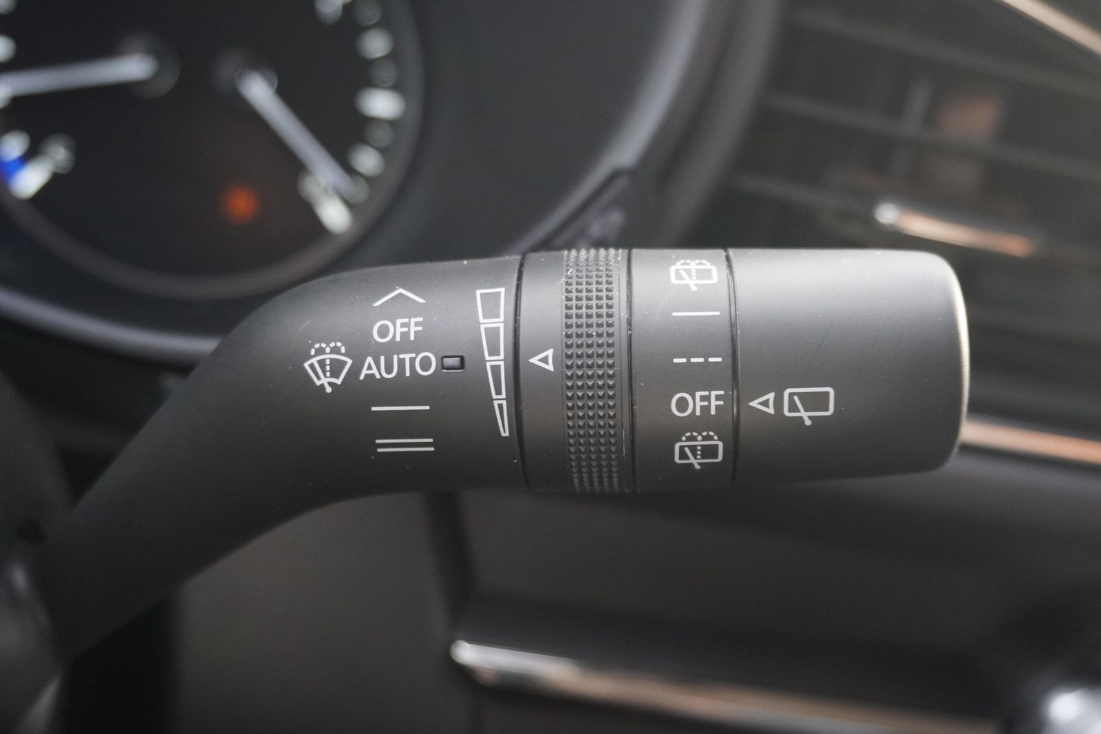 Mazda CX-30 2.0 M-Hybrid Exclusive-Line LED 360° AHK