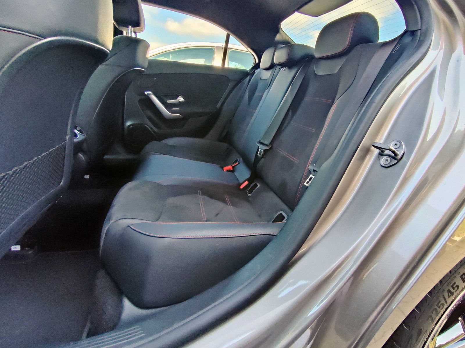 Mercedes-Benz A 220 Lim 4M AMG Line - Samsaru's Car Outlet