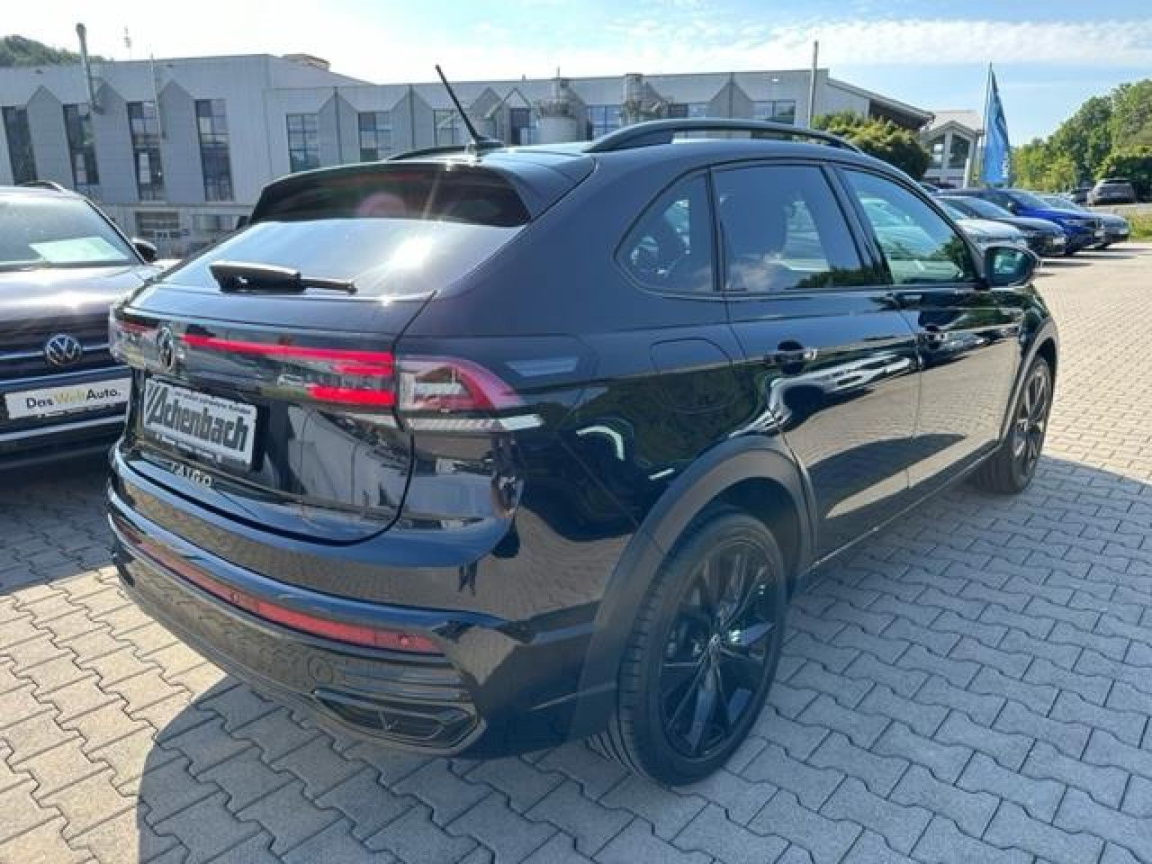 Volkswagen Taigo R-Line 1.0 TSI DSG - Samsaru's Car Outlet