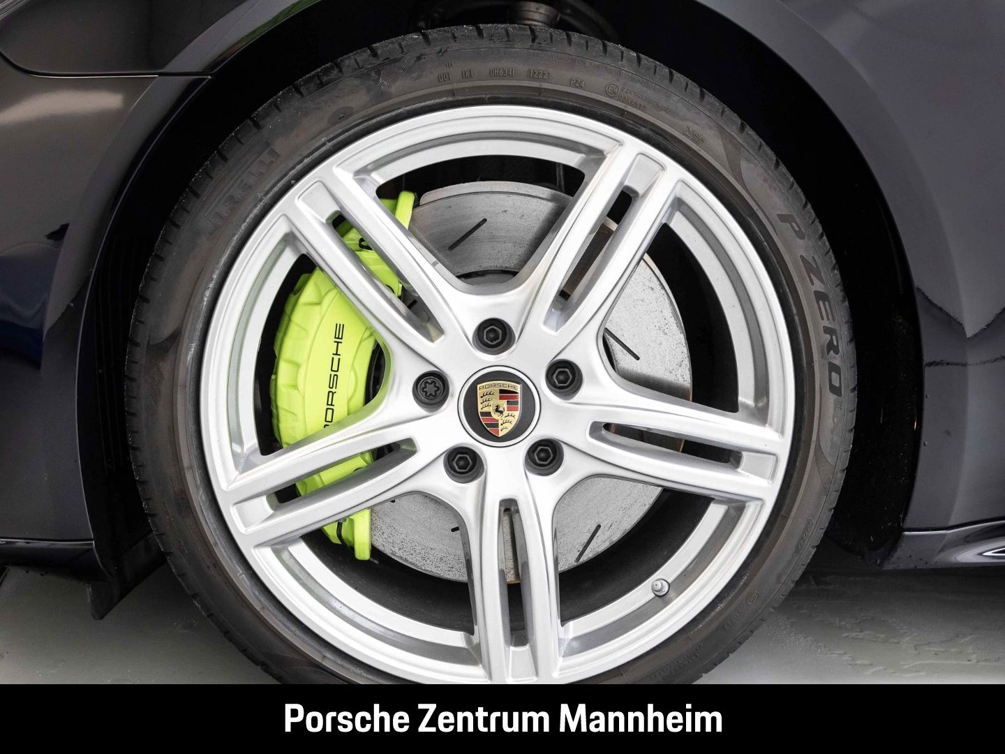 Porsche Panamera 4 E-Hybrid Platinum Edition SportDesign