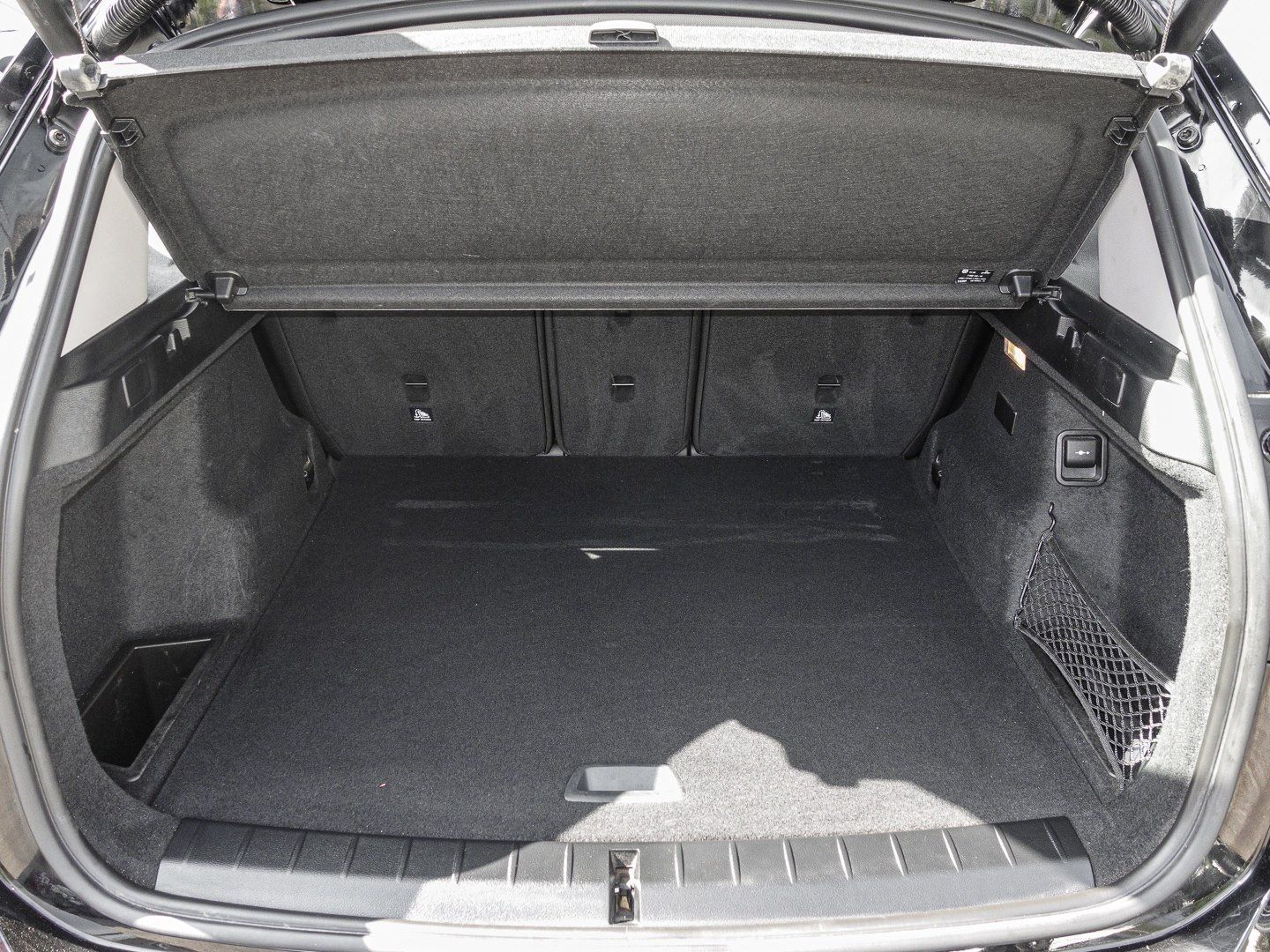 BMW X1 xDrive25e - Samsaru's Car Outlet