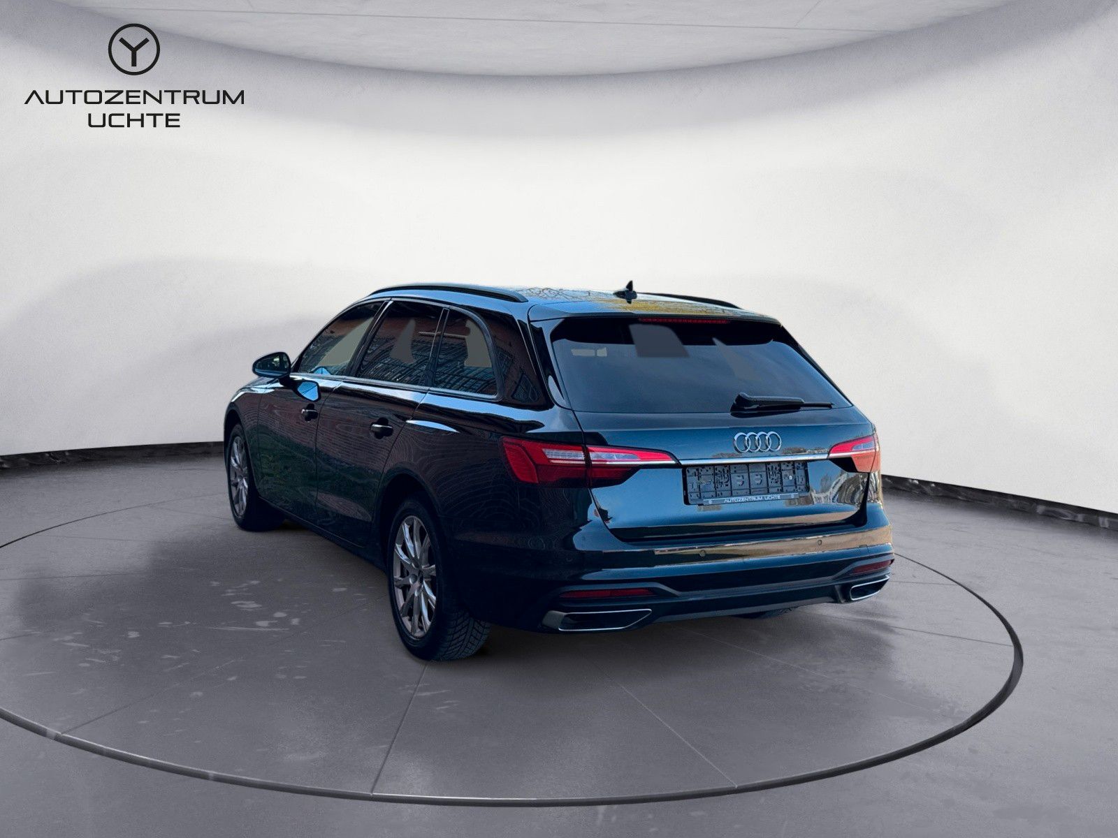 Audi A4 Avant 35 TFSI - Samsaru's Car Outlet
