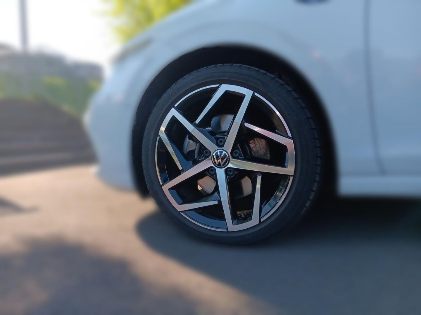 Volkswagen Golf 8 VIII Style 1.5 TSI - Samsaru's Car Outlet