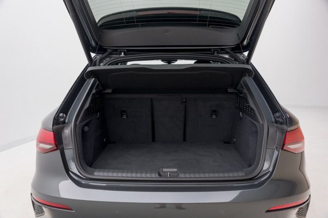 Audi A3 Sportback 30 TDI S-TRO*ADVANCED*HUD*GJR*NAVI*