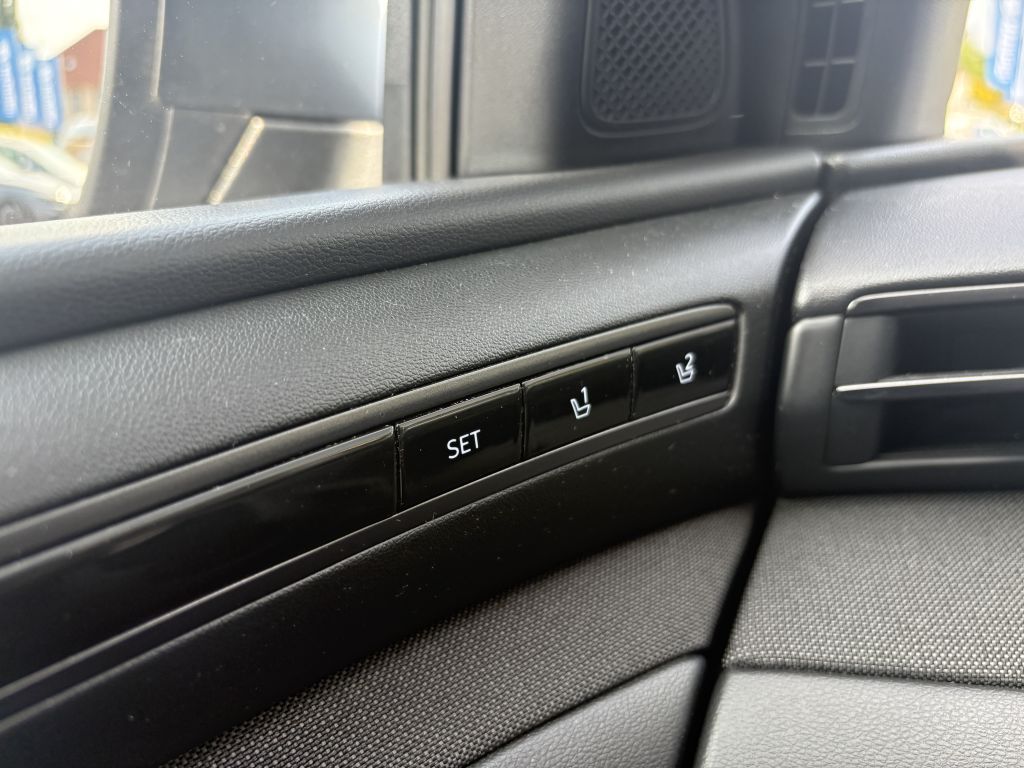 Hyundai TUCSON 1.6 T-GDi Plug-in-Hybrid 4WD N Line - Samsaru's Car Outlet