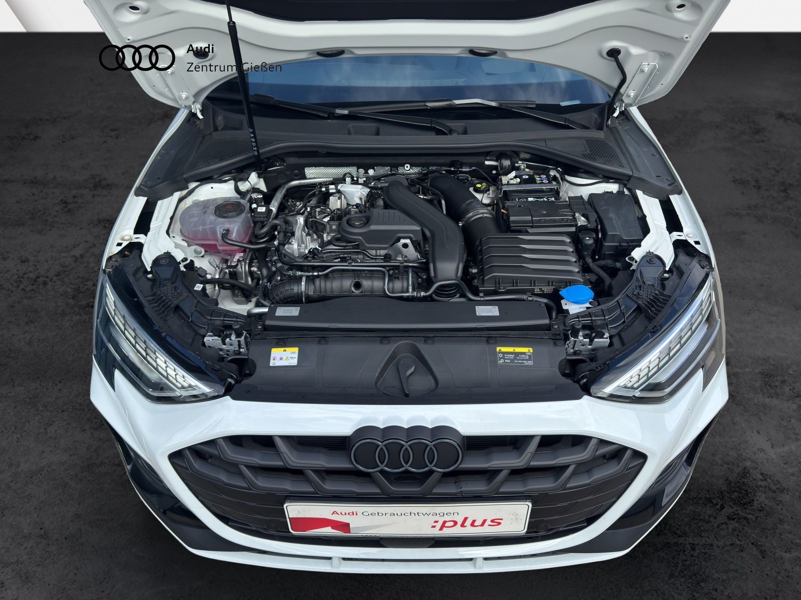 Audi A3 Limousine 35 TFSI S line Black HuD AHK SONOS