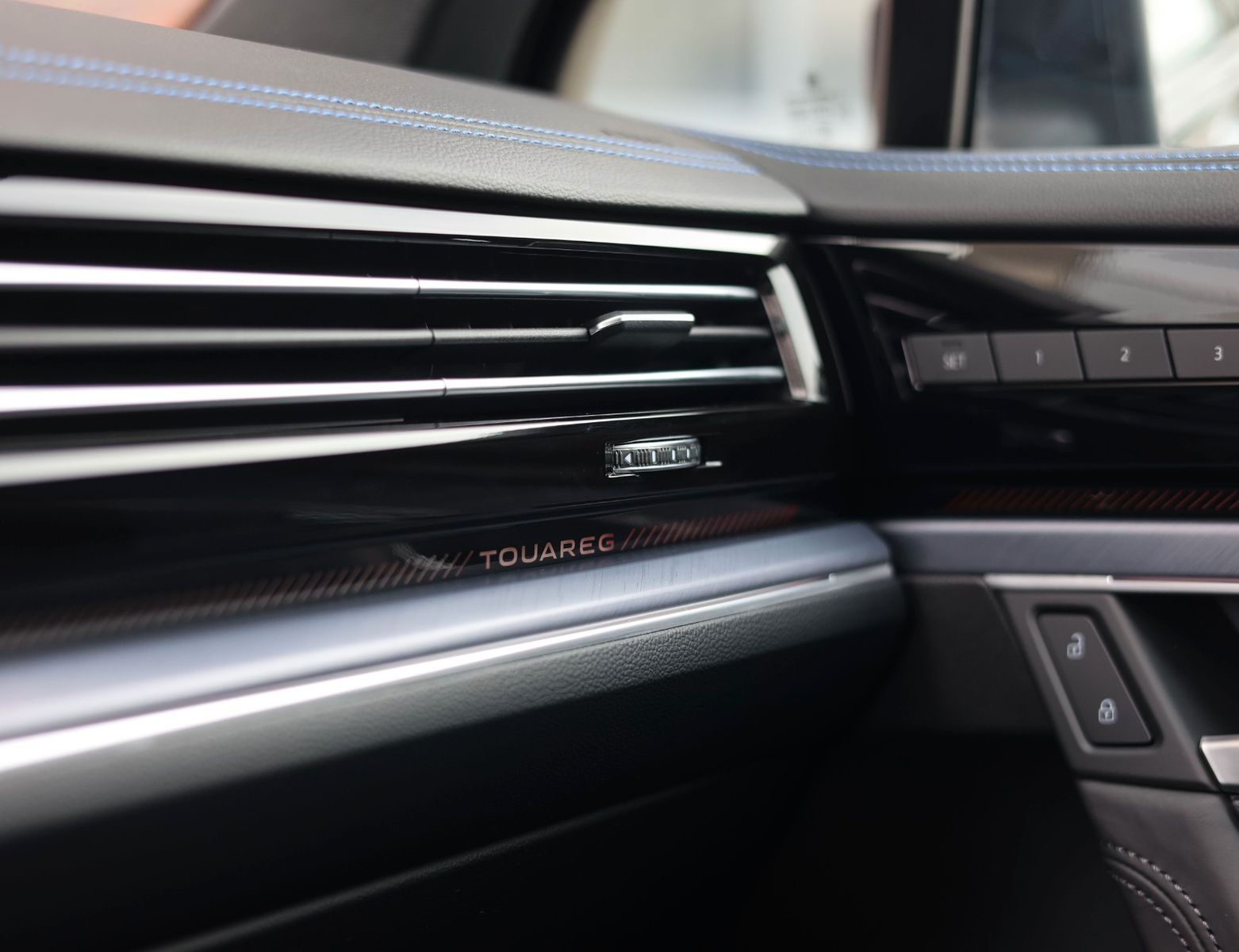Volkswagen Touareg 3.0 TSI eHybrid 4Motion R