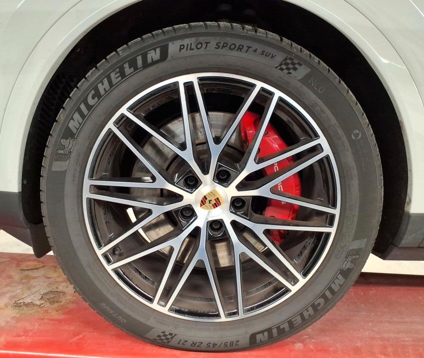 Porsche Cayenne S E-Hyb #KREIDE! MASSAGE! AHK! INNO! 360