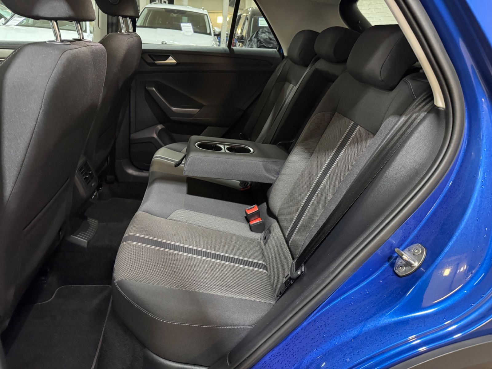Volkswagen T-Roc Style 2.0 TDI DSG - Samsaru's Car Outlet