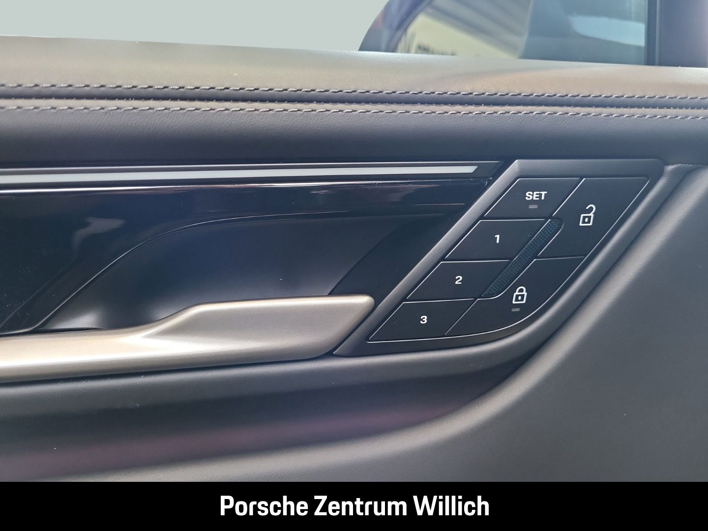Porsche Macan 4S BOSE LED-Matrix Panorama LED-Matrix