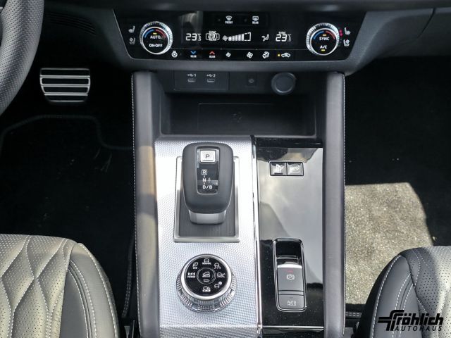 Mitsubishi Outlander 2.4 4WD Plug-In Hybrid Top