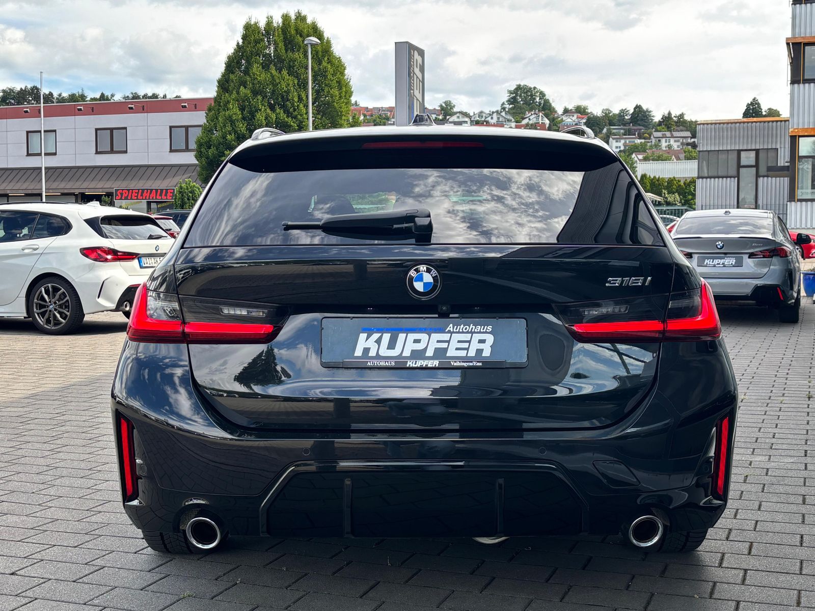 BMW 318 i Tour M Sportp. AHK°ACC*-Ad.LED°Headup+HIFI
