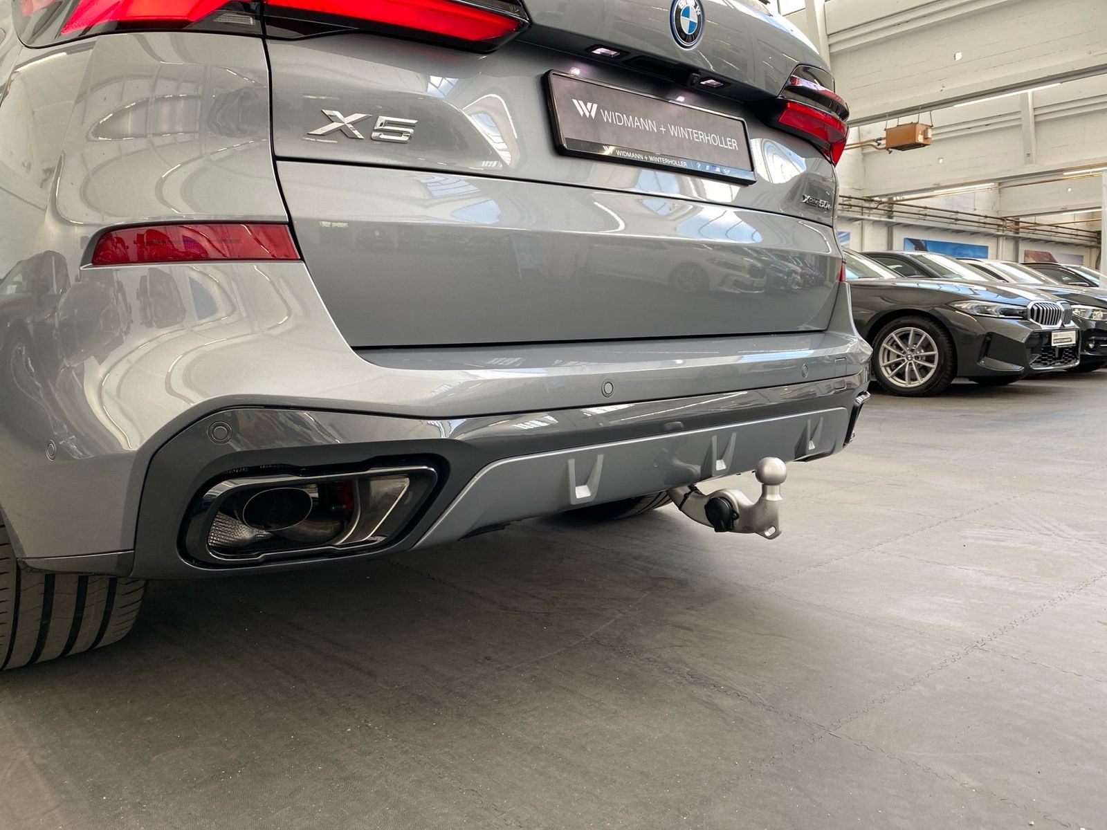BMW X5 xDrive50e M-Sport B&W KeyLess Pano AHK Air AS