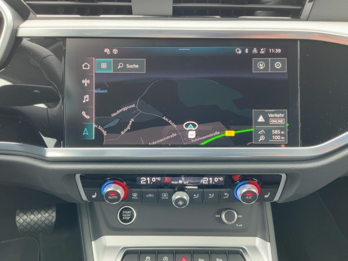 Audi Q3 40 TFSI QU S-TR ADVANCED - Samsaru's Car Outlet