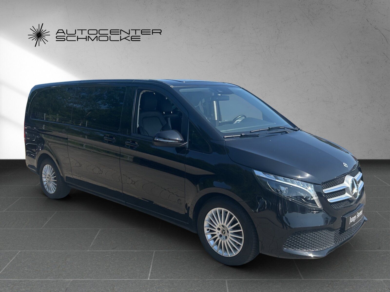 Mercedes-Benz V 300 d - Samsaru's Car Outlet
