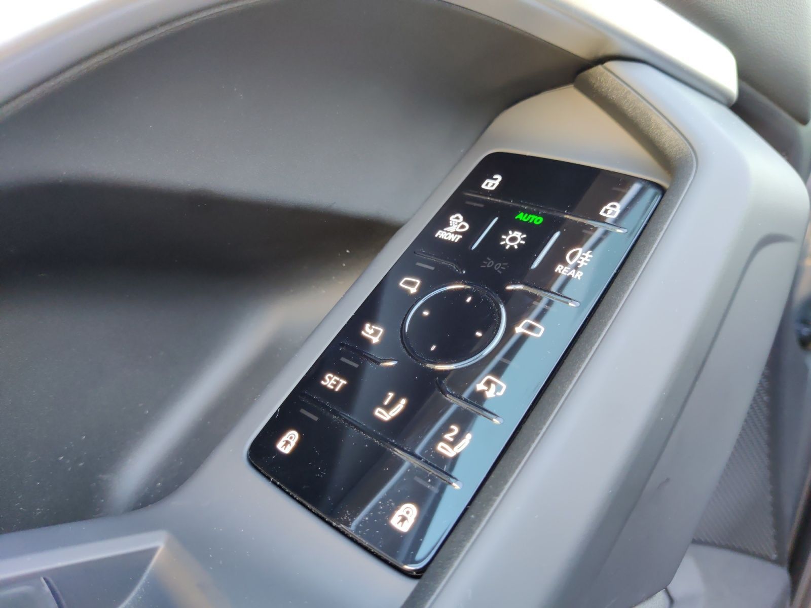 Audi Q5 TDI quattro S tronic - Samsaru's Car Outlet