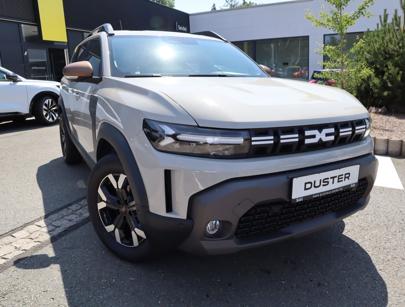 Dacia Duster Extreme TCe 130 - Samsaru's Car Outlet