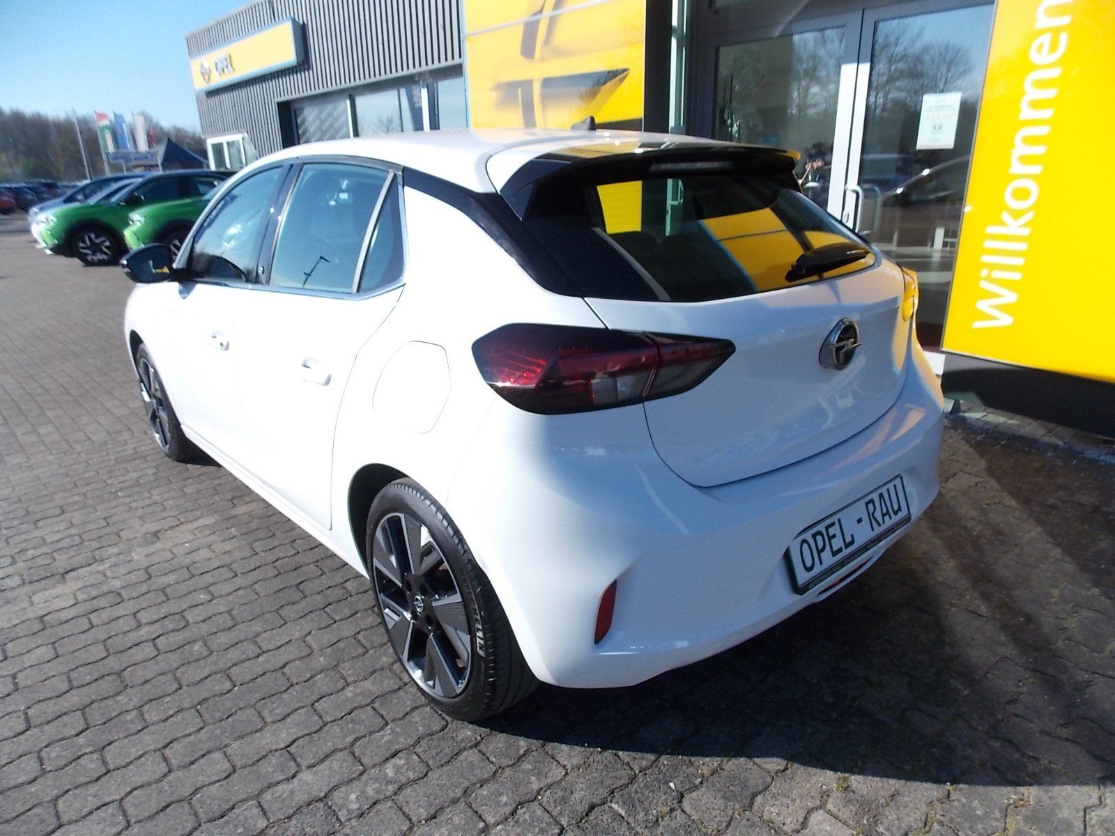 Opel Corsa-e F Elegance - Samsaru's Car Outlet