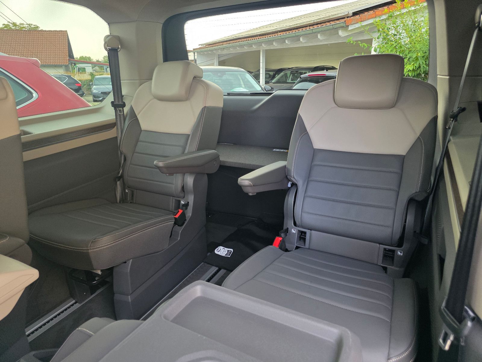 Volkswagen Multivan Style eHybrid 4M AHK Sitzbelüf NP:103T€