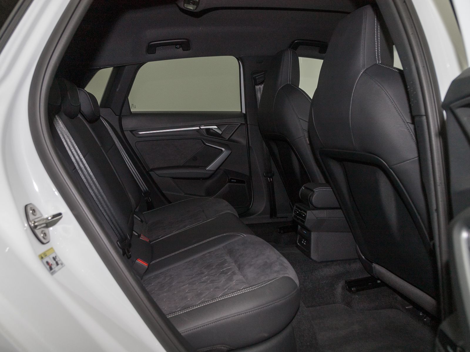 Audi A3 Sportback 35 TDI S LINE - Samsaru's Car Outlet