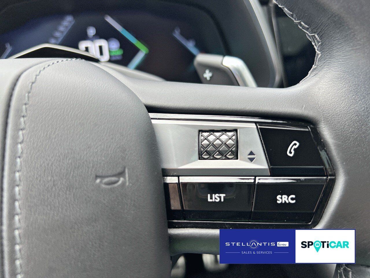 DS Automobiles DS 7 Crossback E-Tense Hybrid Louvre S&S (EU6d)