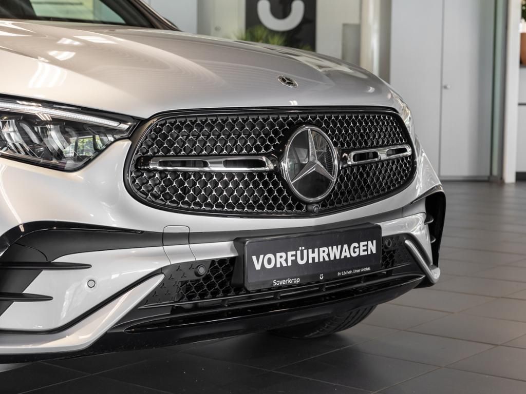 Mercedes-Benz GLC 200 d 4M AMG NIGHT MEMO 360 AHK DISTR KAMERA