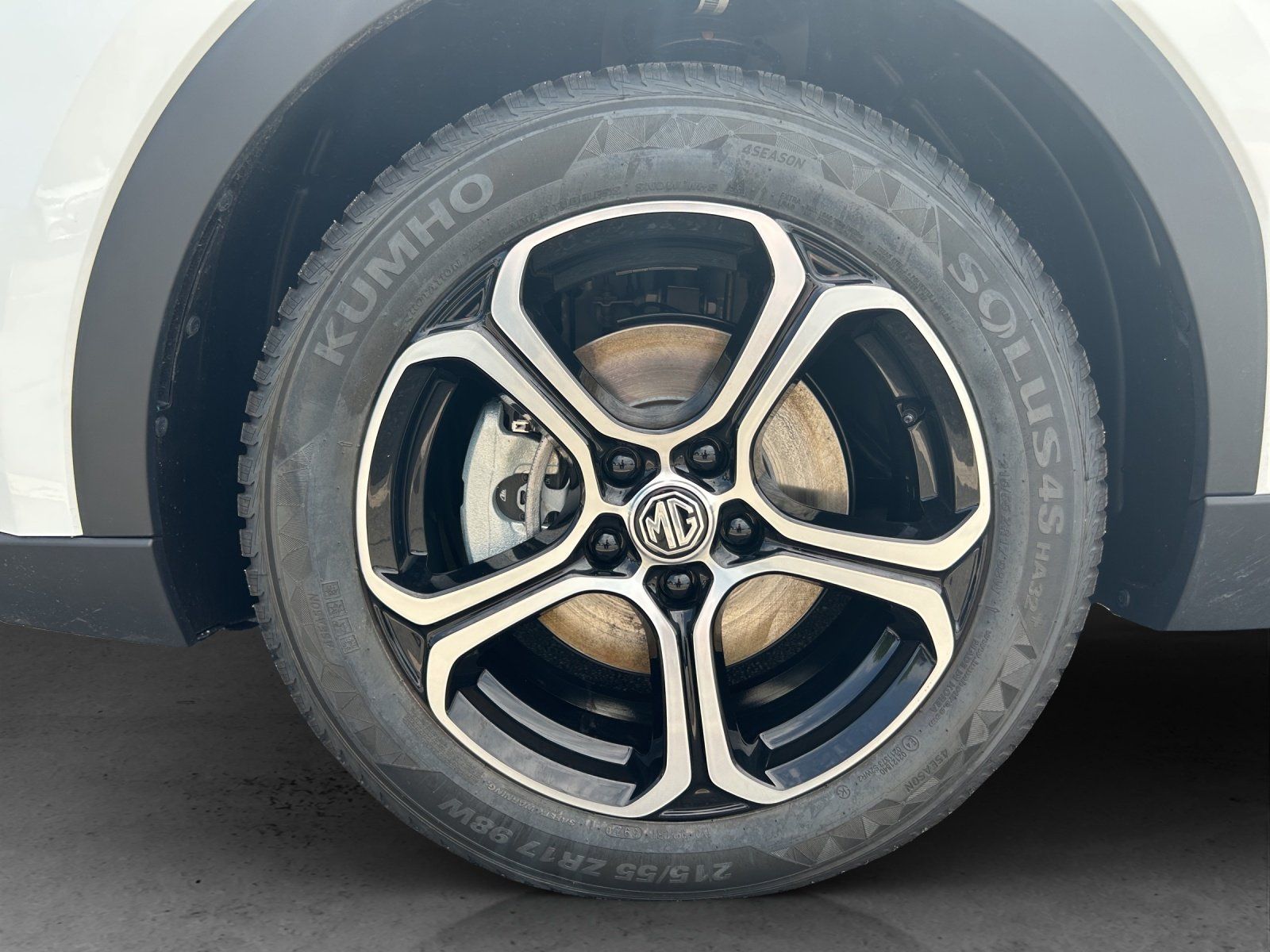 MG ZS Comfort HEV