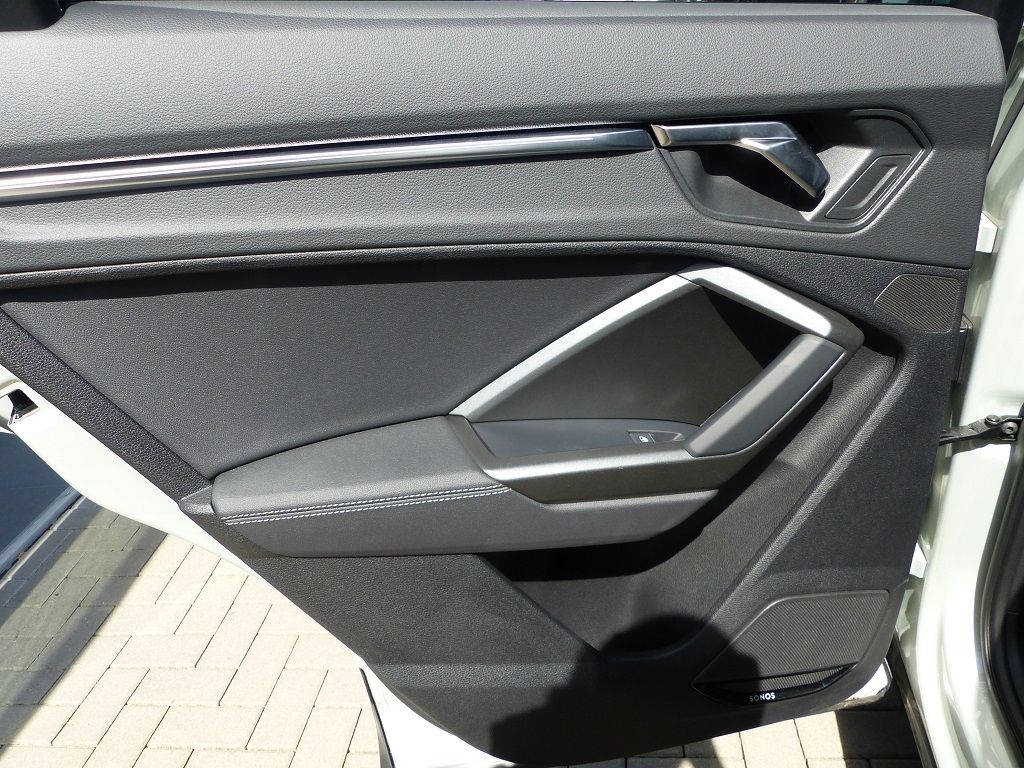 Audi Q3 Sportback 40 TFSI quattro S-tronic S line - Samsaru's Car Outlet