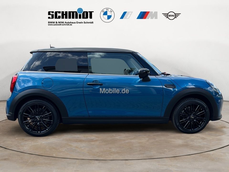 MINI Cooper Classic - Samsaru's Car Outlet