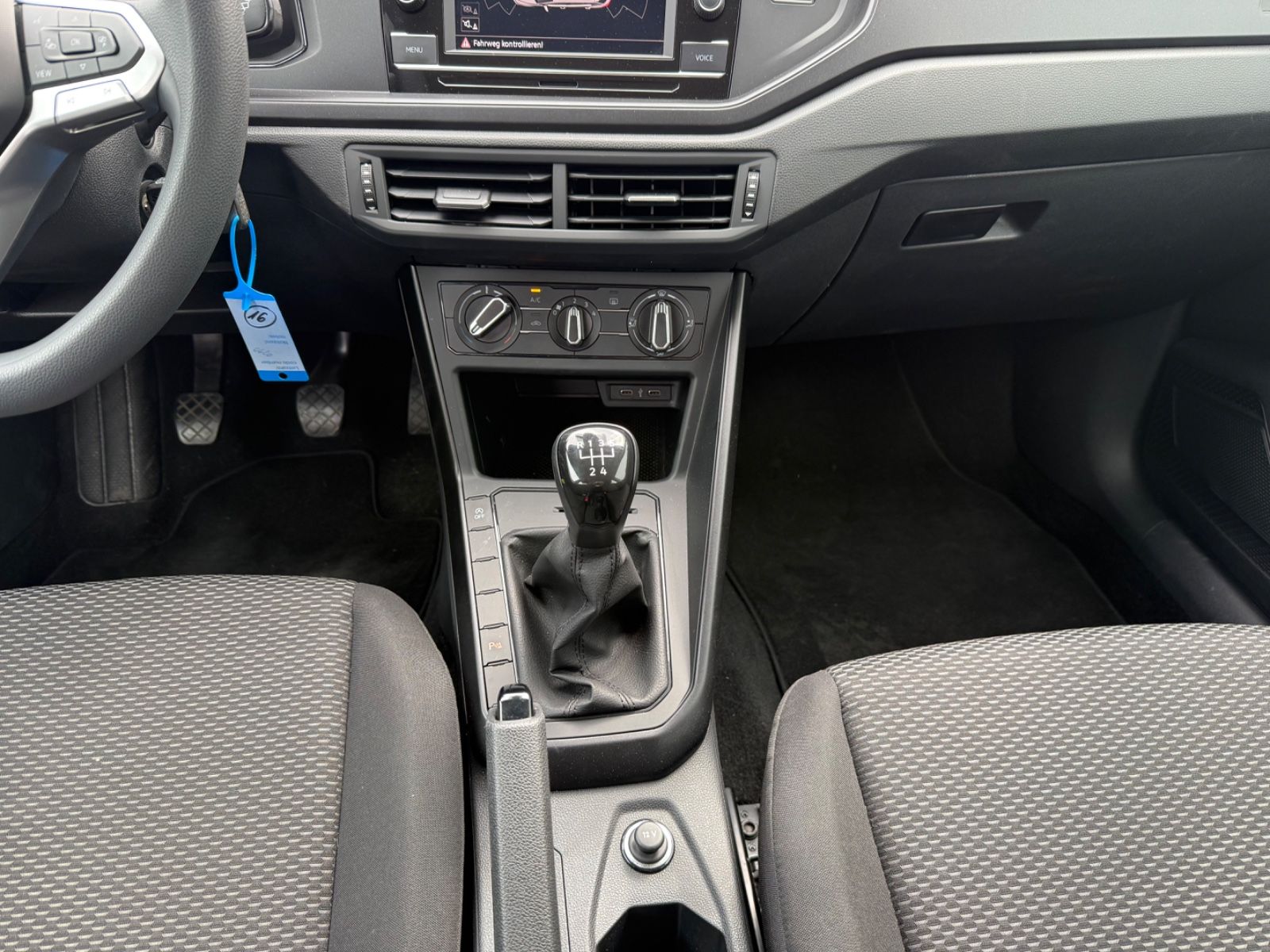 Volkswagen Taigo Basis - Samsaru's Car Outlet