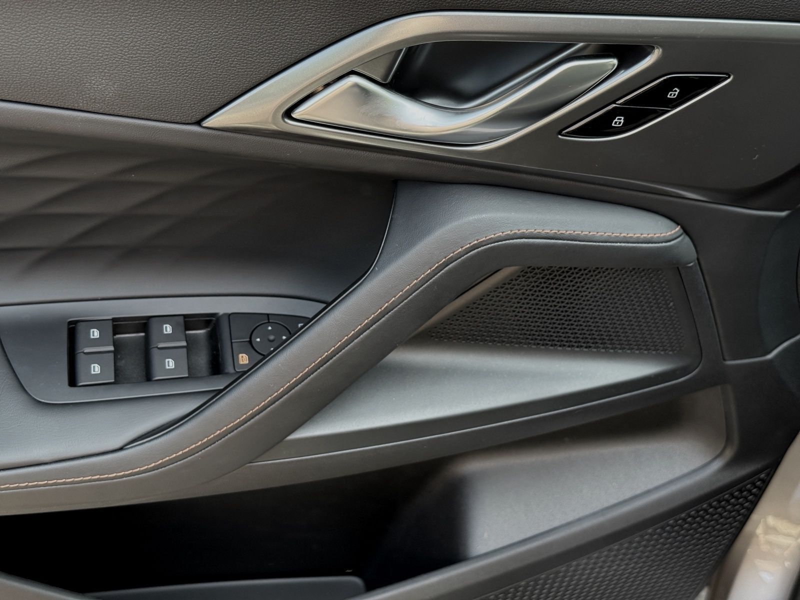 MG HS 1.5 AT Comfort Navi LED Virtual