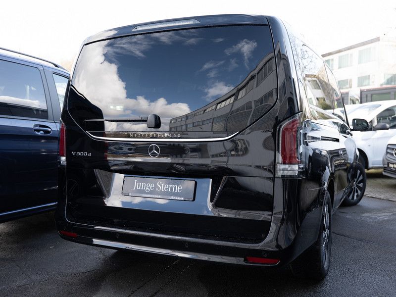 Mercedes-Benz V 300 Avantgarde - Samsaru's Car Outlet