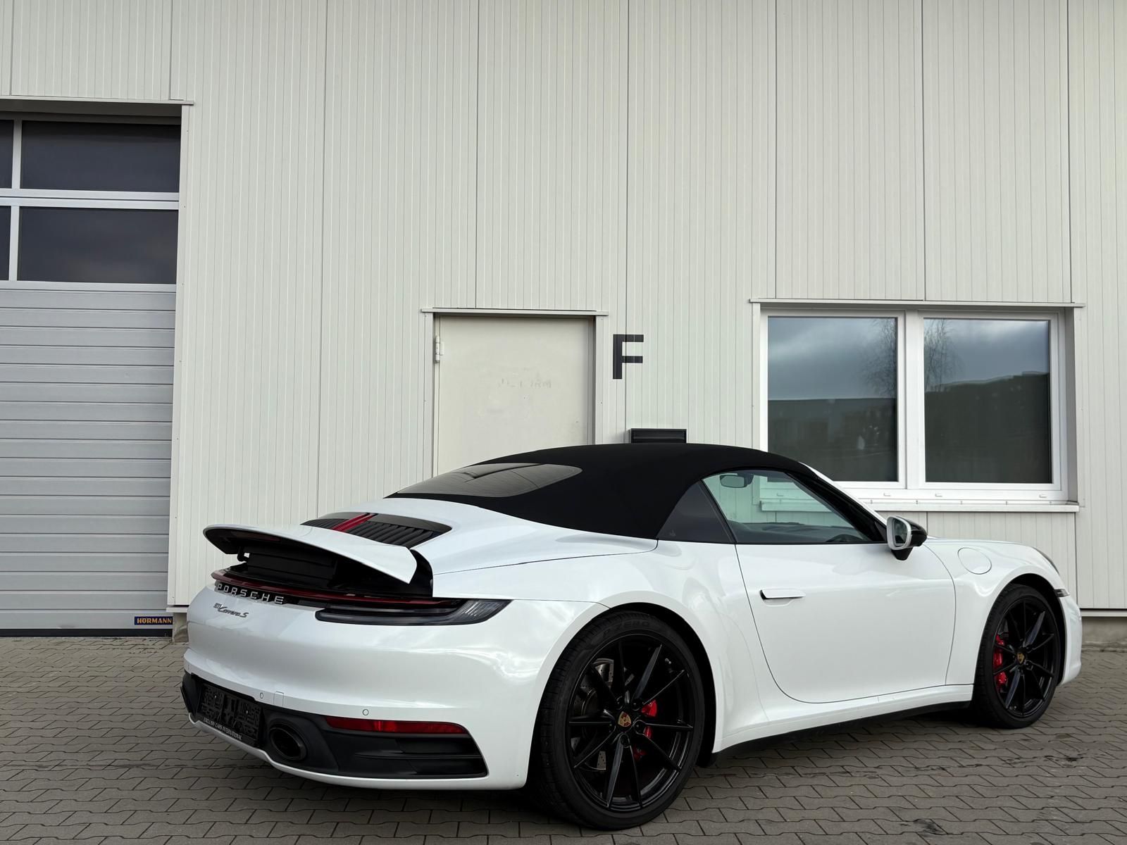 Porsche 992 S Cabrio - Samsaru's Car Outlet