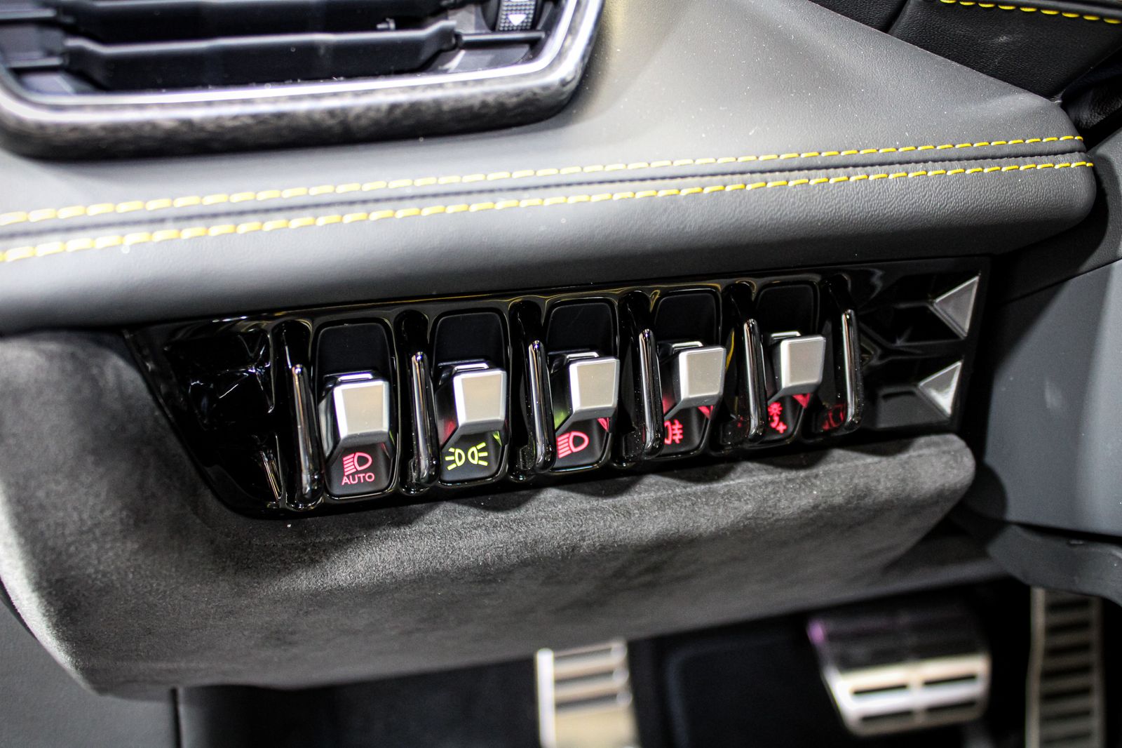 Lamborghini Huracán EVO Spyder - Samsaru's Car Outlet