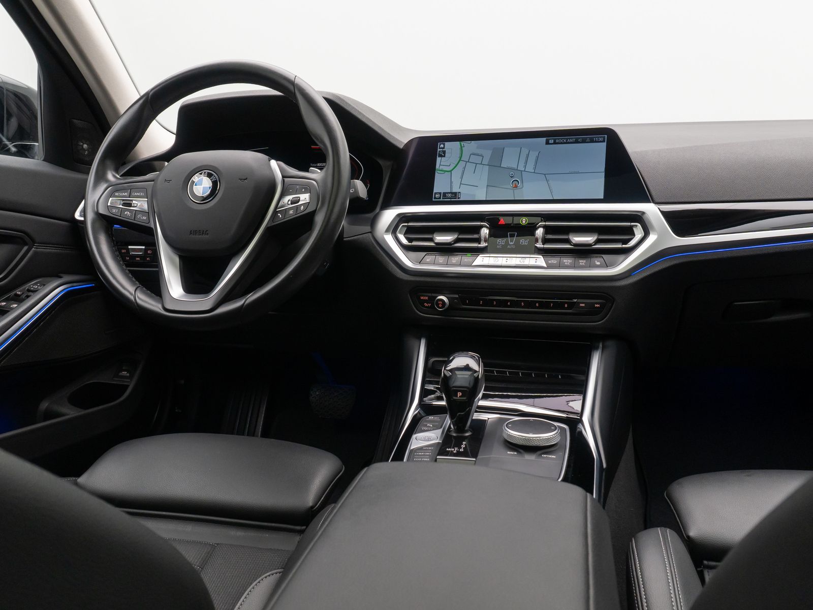 BMW 330i Sport Line - Samsaru's Car Outlet