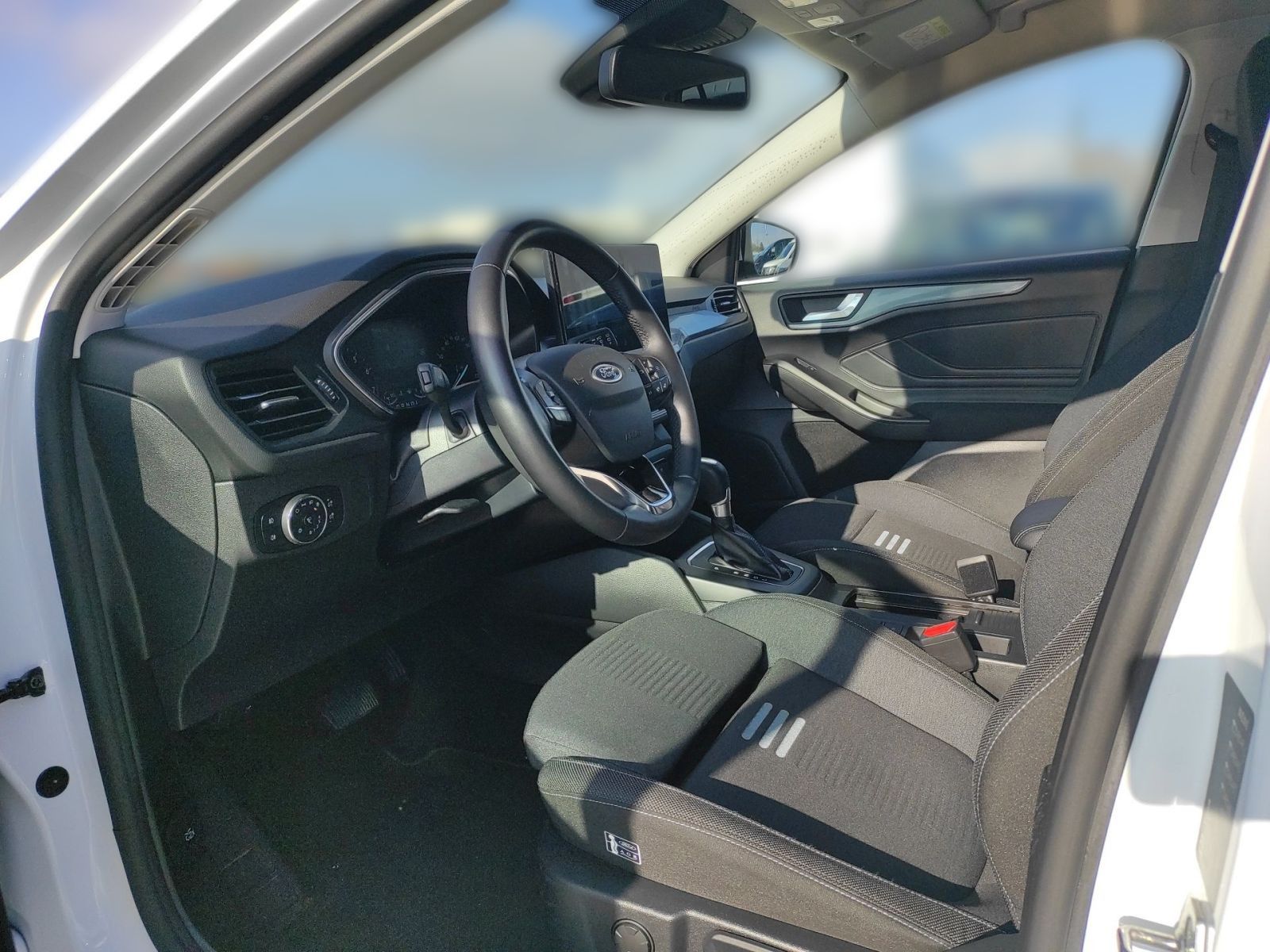 Ford Focus 1.0 - Samsaru's Car Outlet