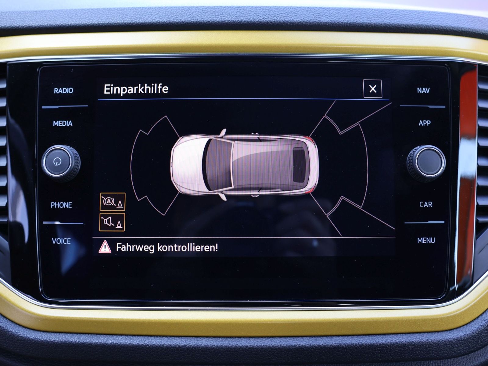 Volkswagen T-Roc Style - Samsaru's Car Outlet
