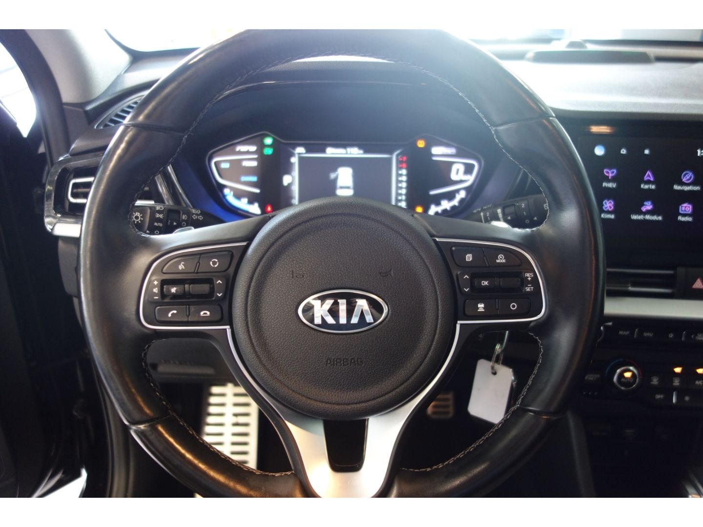 Kia Niro 1.6 SPIRIT PHEV - Samsaru's Car Outlet