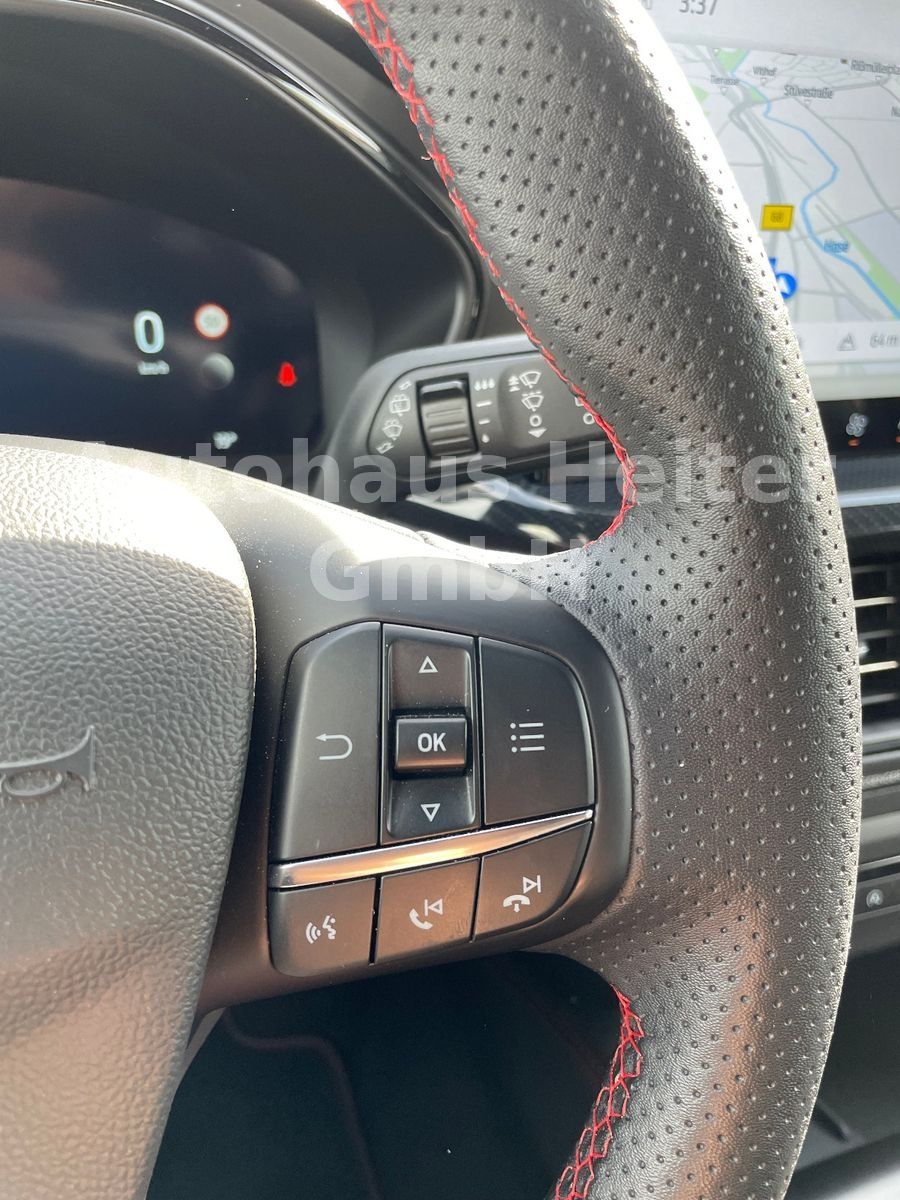 Ford Focus Automatik ST-Line X /155PS+Head-Up+ACC+AHK