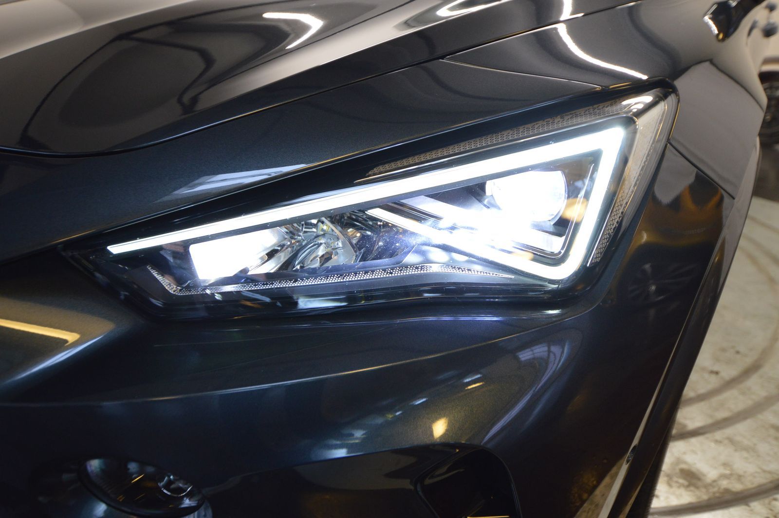 Cupra Formentor 1.4 e-HYBRID - Samsaru's Car Outlet