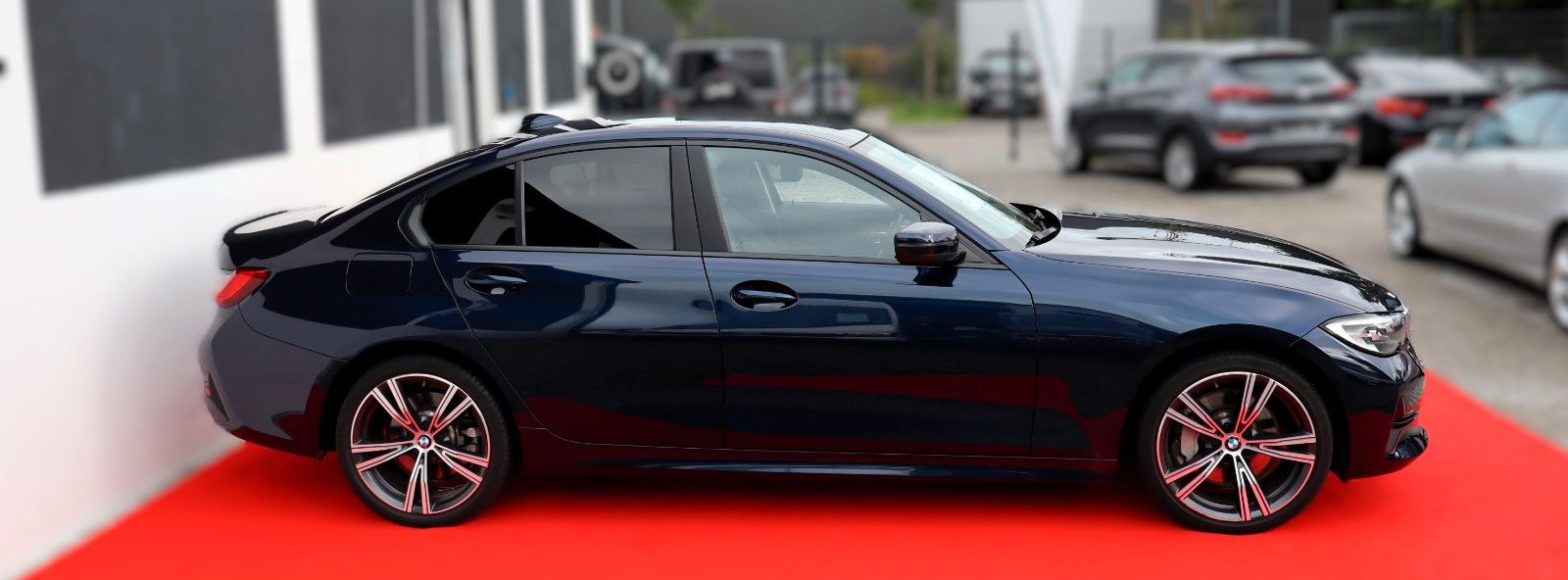 BMW 330 d xDrive - Samsaru's Car Outlet