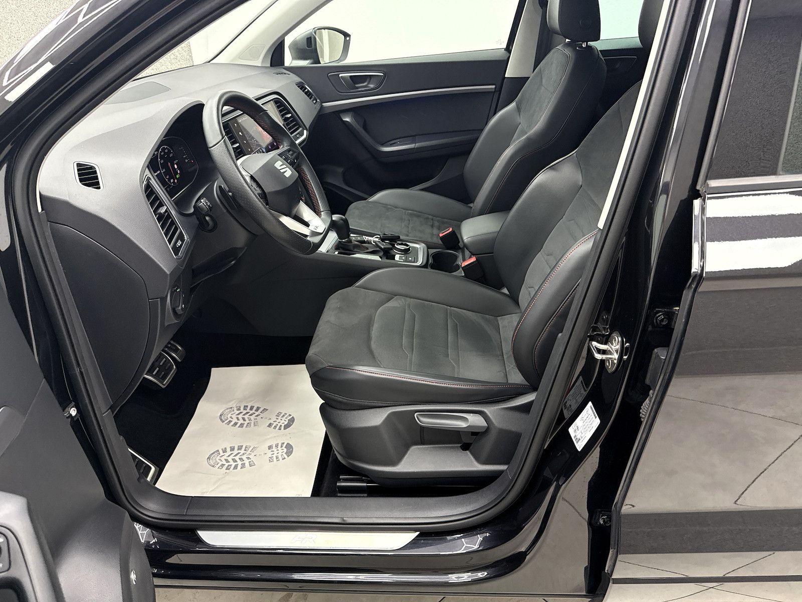 Seat Ateca 1.5 TSI DSG FR Line Sport ACC Beats StHz A