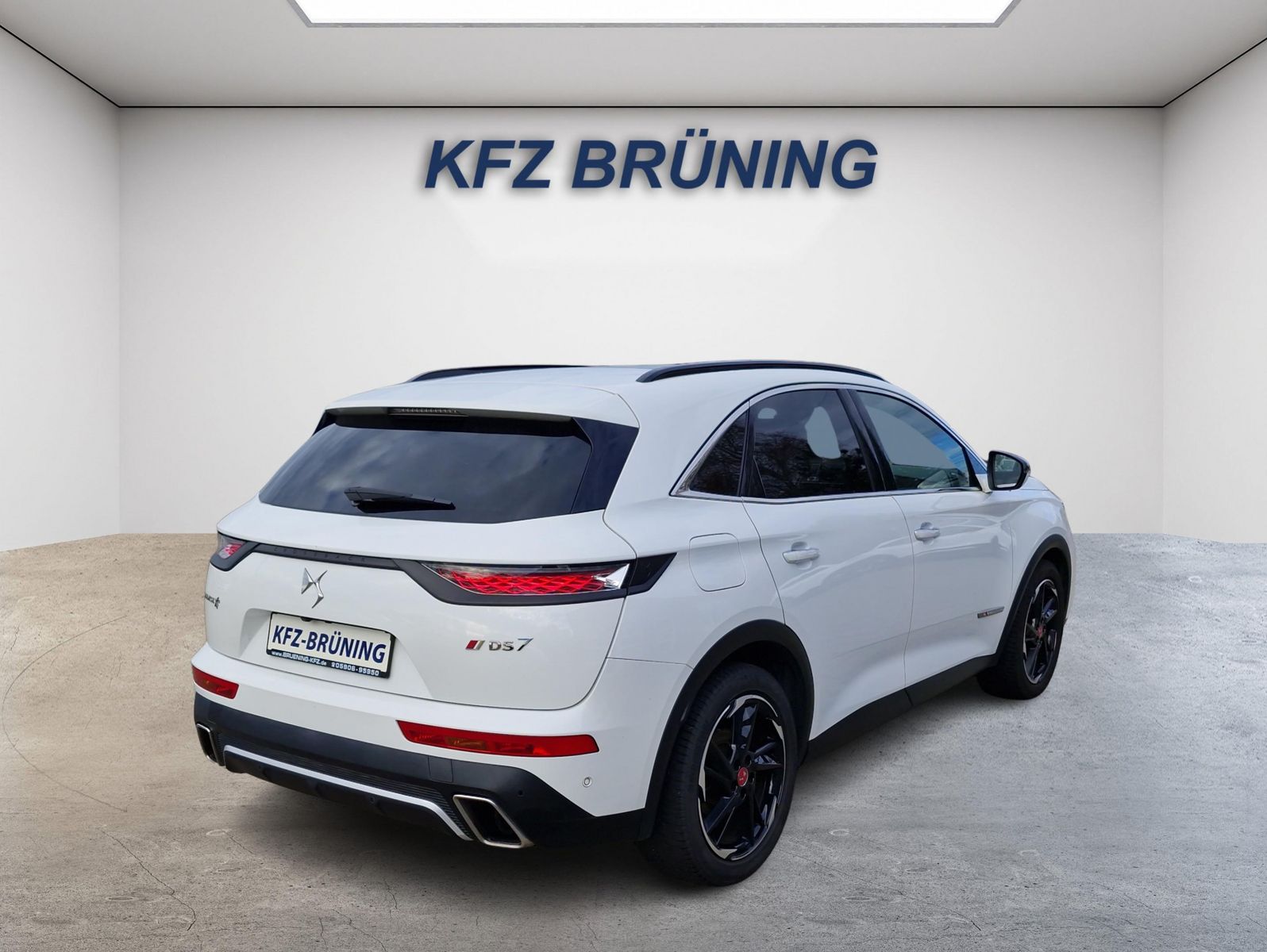 DS Automobiles DS7 Crossback PHEV 300 4x4 Performance Line+ AT