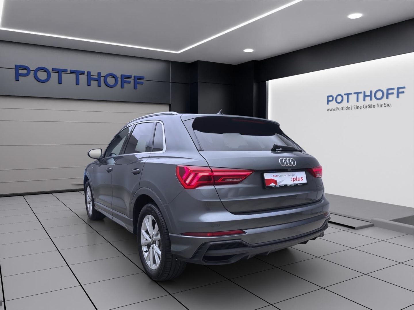 Audi Q3 40 TFSI Q S LINE - Samsaru's Car Outlet